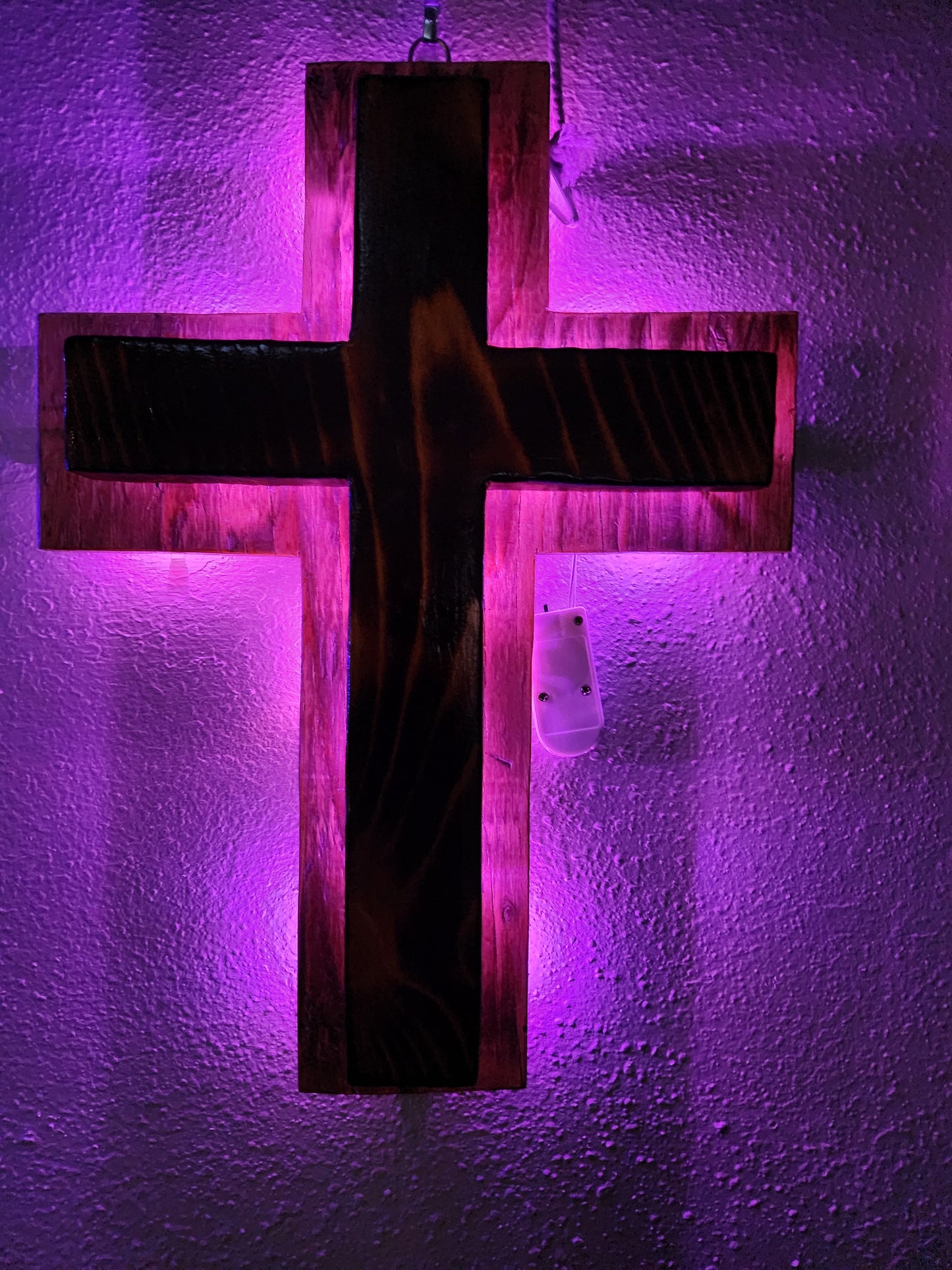 Illuminated Cross Battery Operated