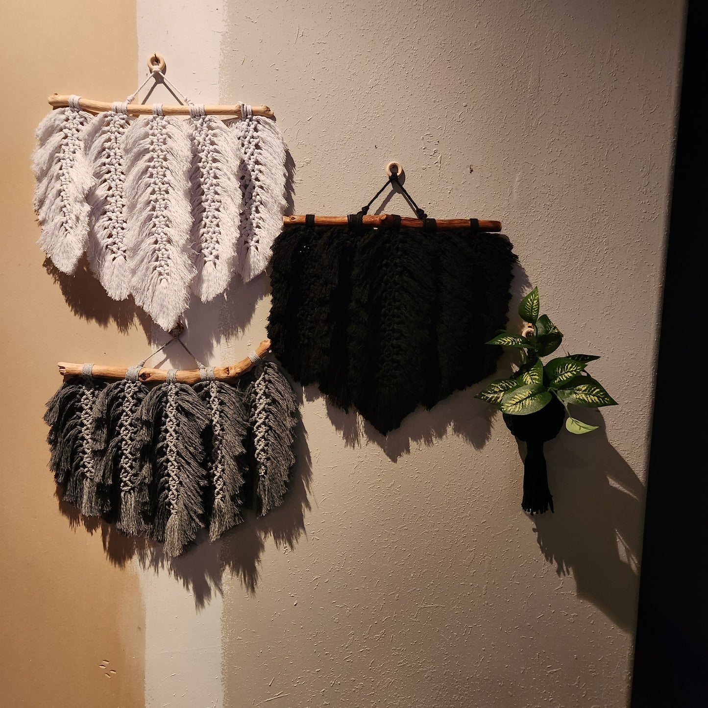 Hand made macrame feather/leaves
