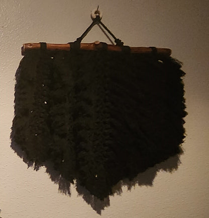 Hand made macrame feather/leaves