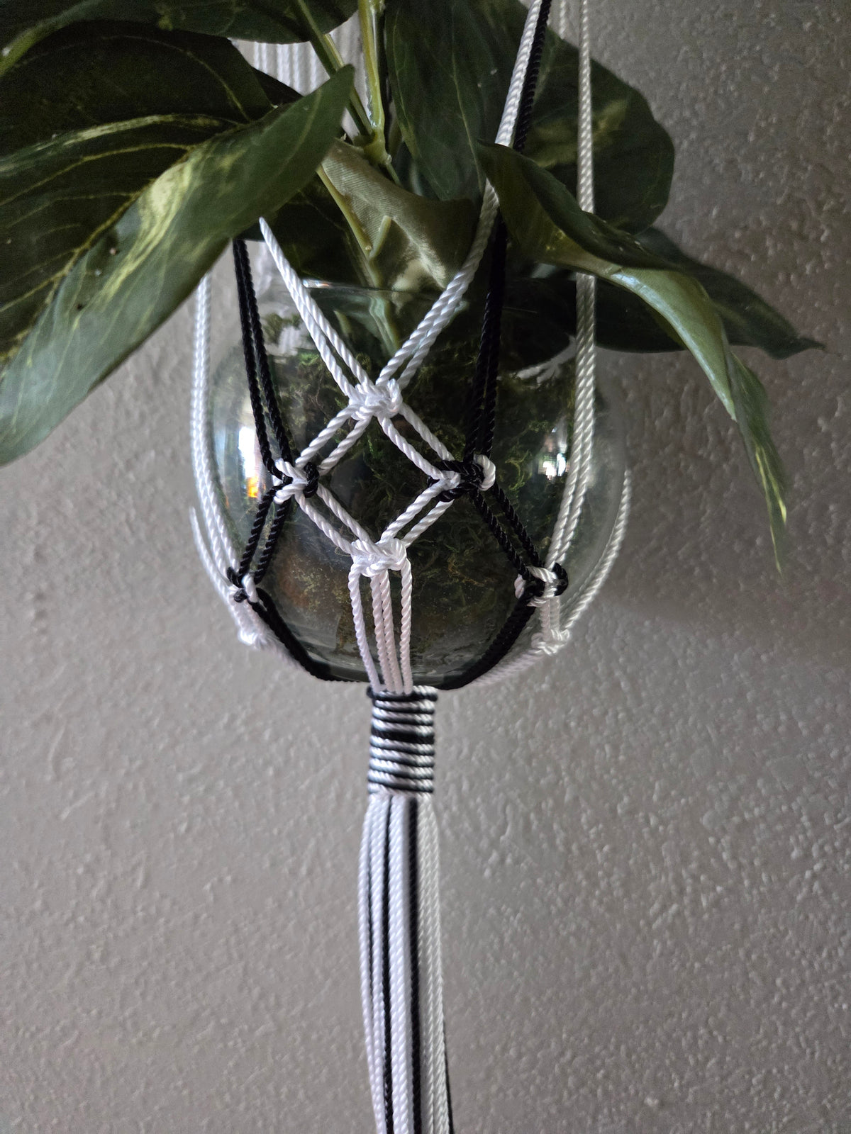 Handcrafted Macrame Nylon Plant Hanger with Driftwood & Decorative Greenery